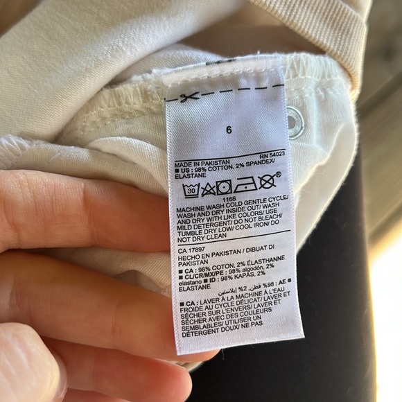 Old Navy OG Straight Leg White Maternity Jeans - Picture 7 of 7